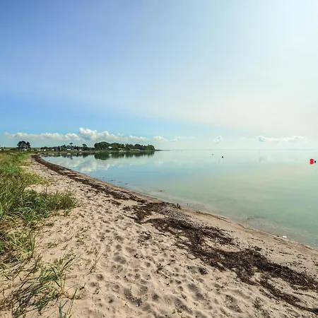 Prázdninový dům Two-bedroom In Bjert Bjert Strand