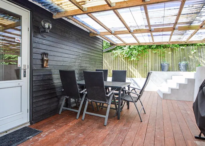 Two-bedroom In Bjert * Bjert Strand