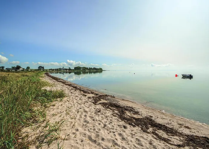 Prázdninový dům Two-bedroom In Bjert Bjert Strand